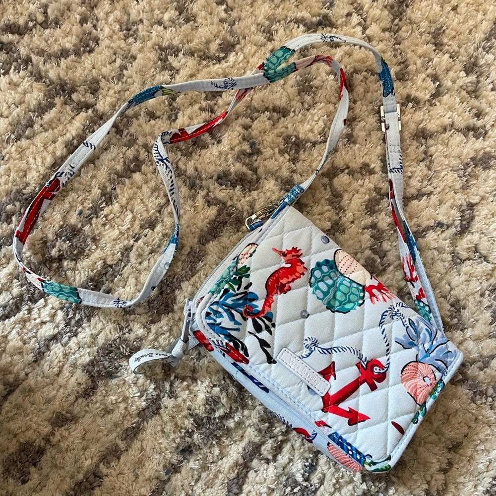 Vera Bradley crossbody purse